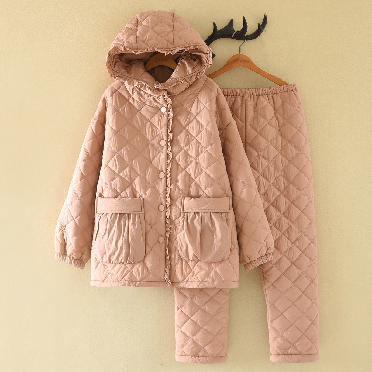 （总）洛兰沙家居馆 2025新款只代发保暖轻盈防风防水夹棉冬天睡衣女冬季三层加厚女生法兰绒保暖家居服