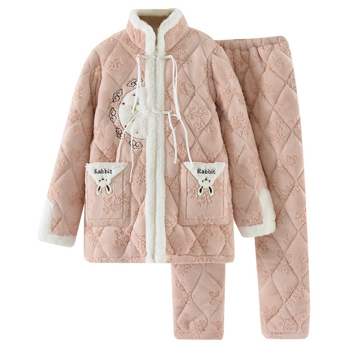 91家纺网 家纺一手货源 找家纺 洛兰沙家居馆 2025新款只代发立领拉链睡衣女冬季毛领新中式中国风三层夹棉加厚时尚家居服套装 粉色