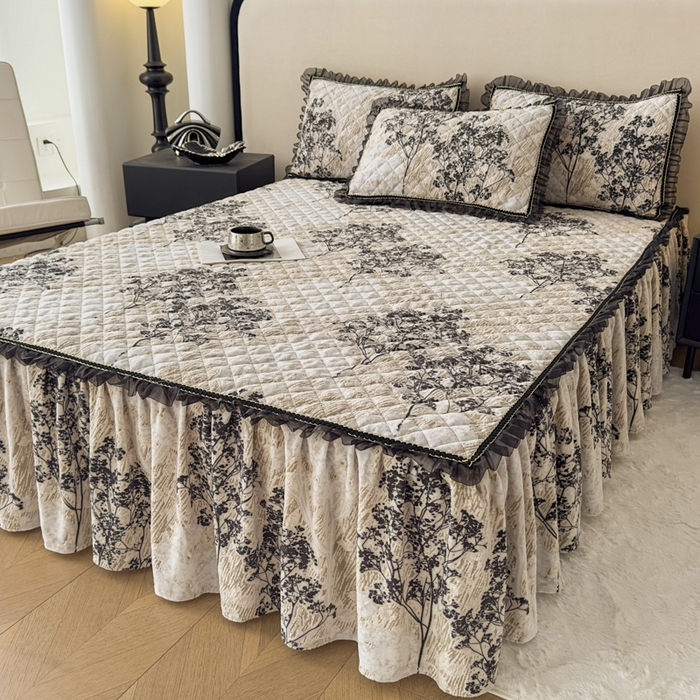 91家纺网 家纺一手货源 找家纺 （总）家之硕家纺 2025新款雕花牛奶绒床裙款四件套