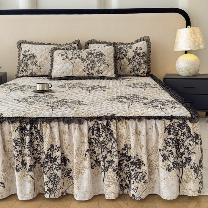 91家纺网 家纺一手货源 找家纺 家之硕家纺 2025新款雕花牛奶绒床裙款四件套 繁枝