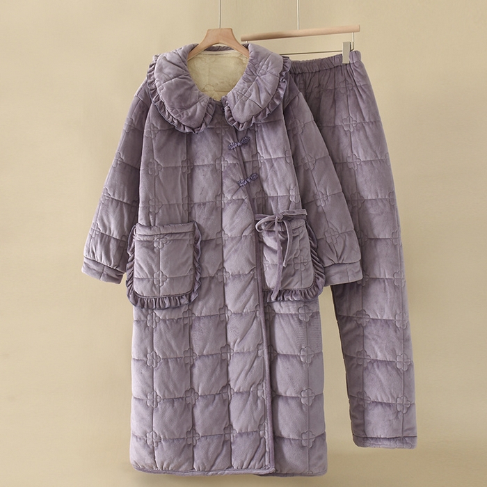 洛兰沙家居馆 2025新款只代发娃娃领睡衣女冬季珊瑚绒三层夹棉加厚中长款睡袍加裤子家居服套装 紫色