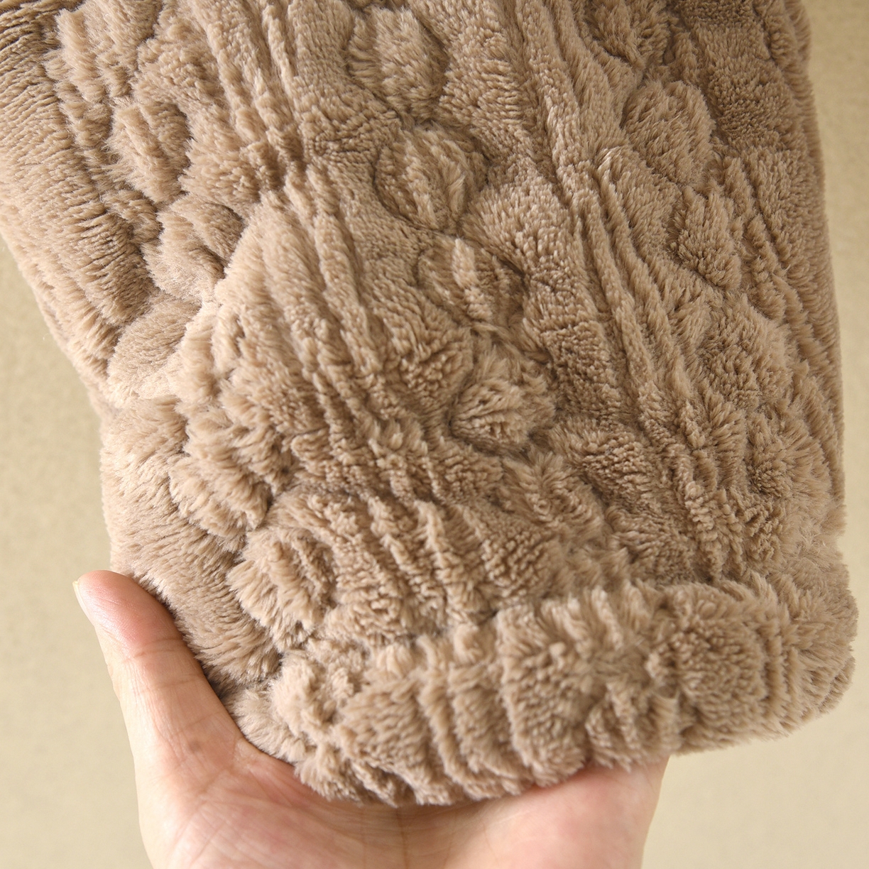 91家纺网 家纺一手货源 找家纺 （总）洛兰沙家居馆 2025新款只代发三层加厚连帽可爱耳朵法兰绒珊瑚绒加绒睡衣女秋冬季家居服可外穿