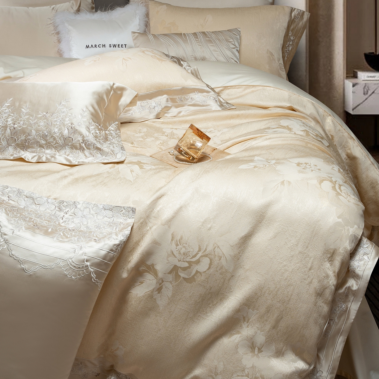 91家纺网 家纺一手货源 找家纺 （总）至爱今生 2025新款色织提花四件套-花梦假期