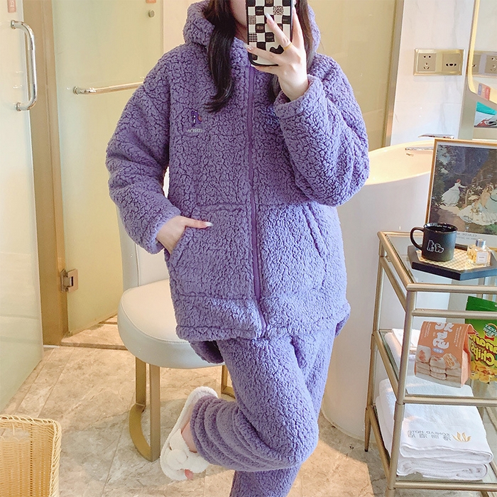 91家纺网 家纺一手货源 找家纺 （总）洛兰沙家居馆 2025新款只代发羊羔绒睡衣女秋冬季加绒加厚保暖卡通可爱恐龙连帽家居服套装紫色