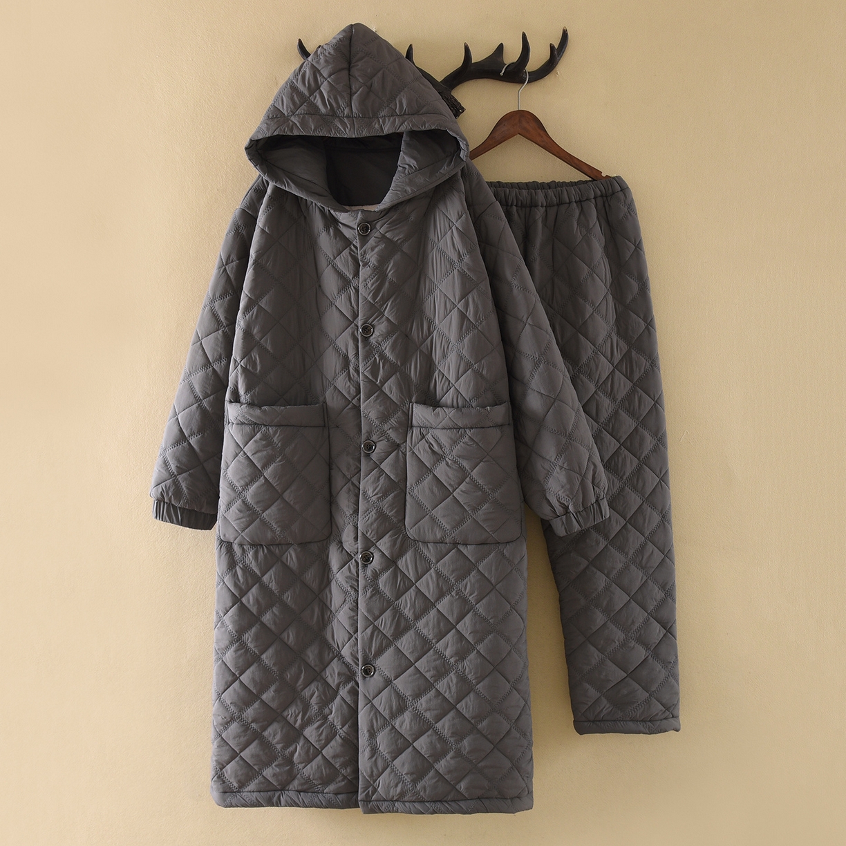 洛兰沙家居馆 2025新款只代发新款防风防水情侣夹棉睡衣男冬季女三层加厚保暖冬天家居服睡袍套装 灰色