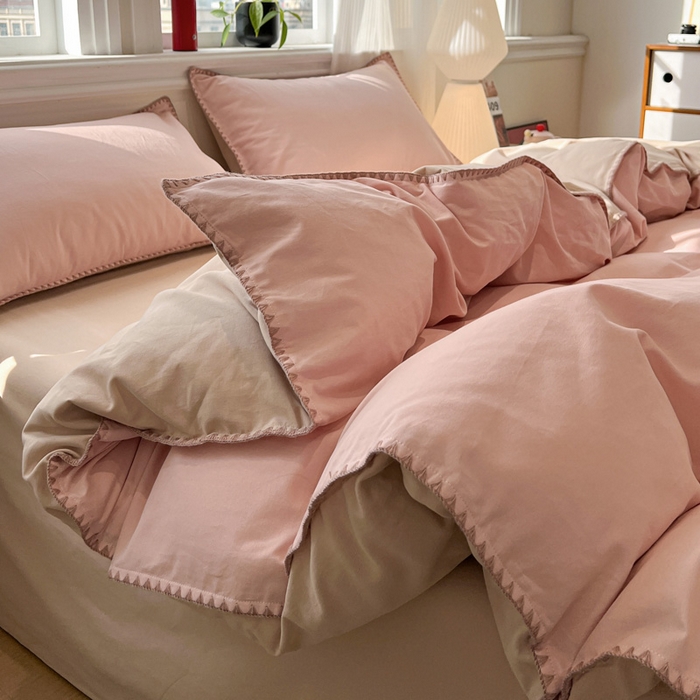 91家纺网 家纺一手货源 找家纺 棉生活家纺 2025新款简约北欧风全棉纯棉磨毛贝壳边四件套 粉黛