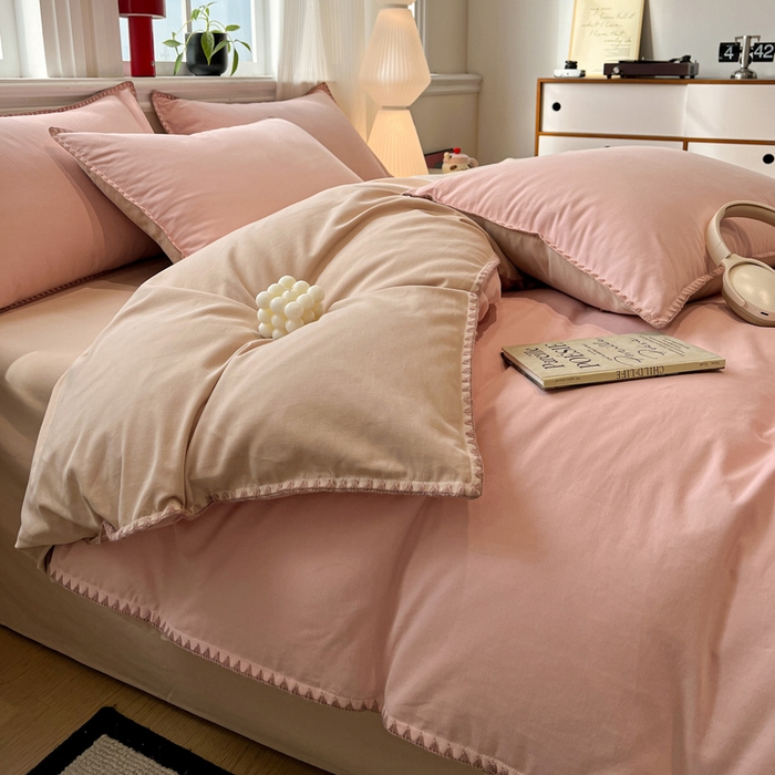 91家纺网 家纺一手货源 找家纺 棉生活家纺 2025新款简约北欧风全棉纯棉磨毛贝壳边四件套 粉黛