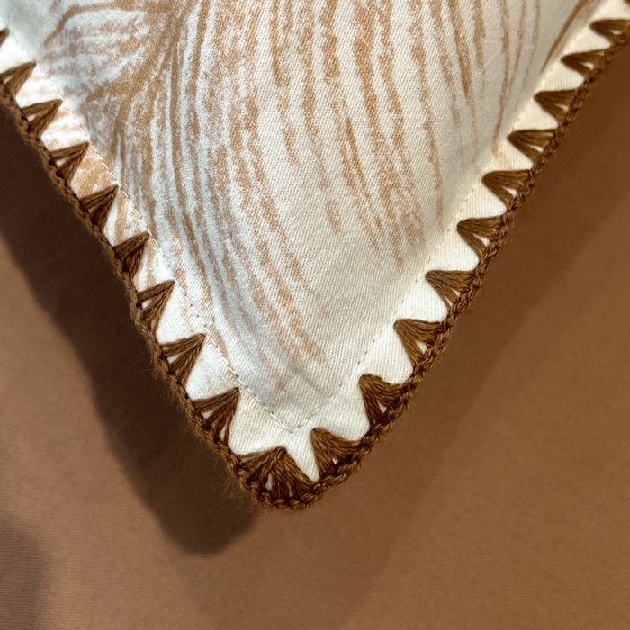 91家纺网 家纺一手货源 找家纺 棉生活家纺 2025新款简约北欧风全棉纯棉磨毛贝壳边四件套 绽放