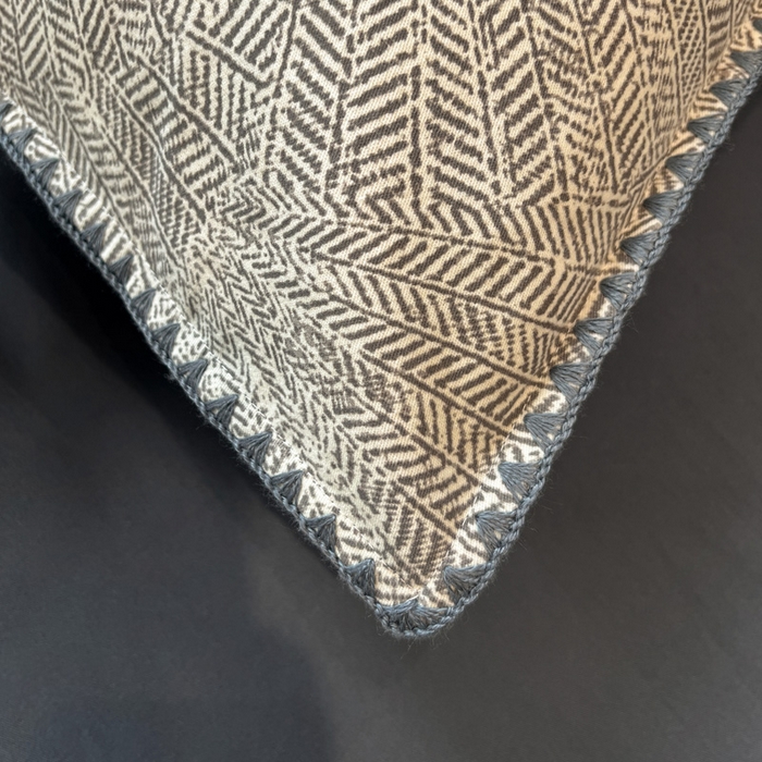 91家纺网 家纺一手货源 找家纺 棉生活家纺 2025新款简约北欧风全棉纯棉磨毛贝壳边四件套 叶飘