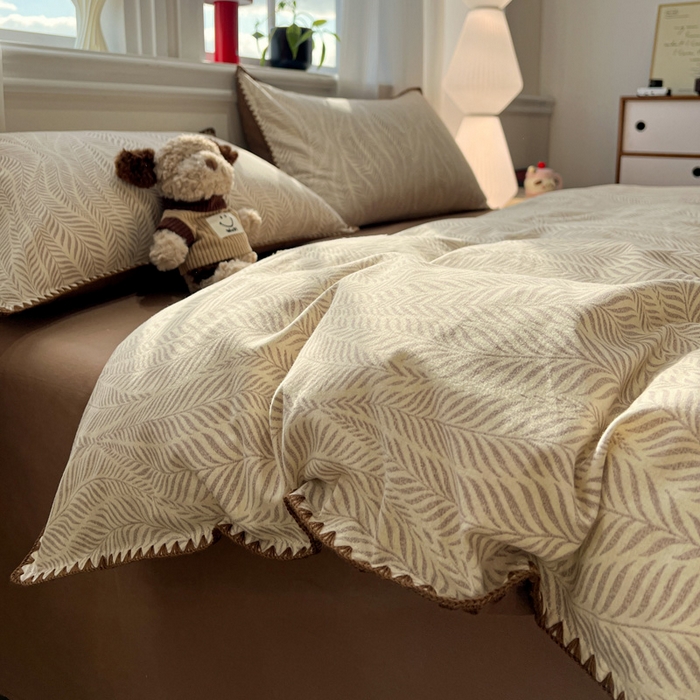 91家纺网 家纺一手货源 找家纺 棉生活家纺 2025新款简约北欧风全棉纯棉磨毛贝壳边四件套 追影