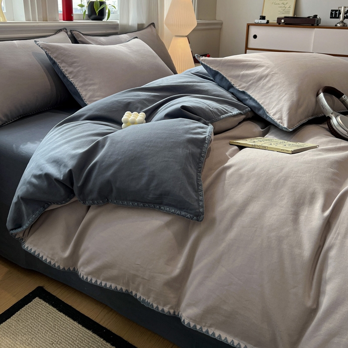 91家纺网 家纺一手货源 找家纺 棉生活家纺 2025新款简约北欧风全棉纯棉磨毛贝壳边四件套 蓝涧