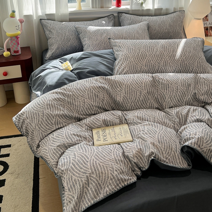 91家纺网 家纺一手货源 找家纺 棉生活家纺 2025新款简约北欧风全棉纯棉磨毛贝壳边四件套 流云