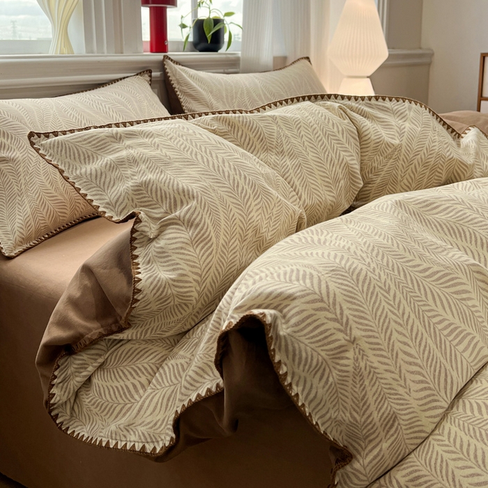 91家纺网 家纺一手货源 找家纺 棉生活家纺 2025新款简约北欧风全棉纯棉磨毛贝壳边四件套 追影