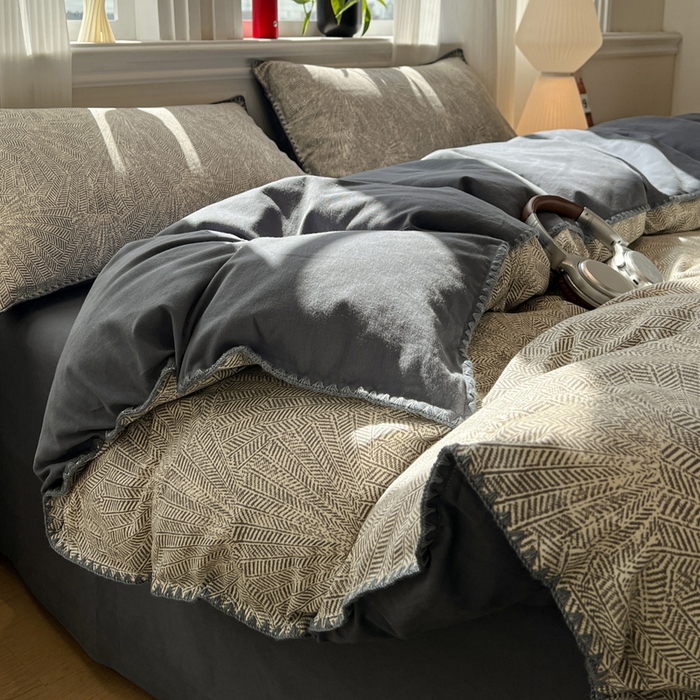 91家纺网 家纺一手货源 找家纺 棉生活家纺 2025新款简约北欧风全棉纯棉磨毛贝壳边四件套 叶飘