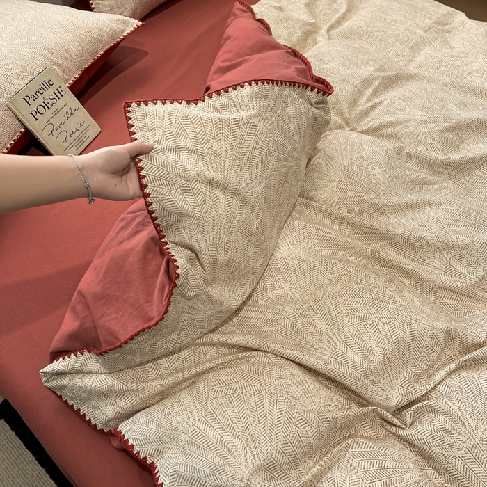 91家纺网 家纺一手货源 找家纺 棉生活家纺 2025新款简约北欧风全棉纯棉磨毛贝壳边四件套 枫情