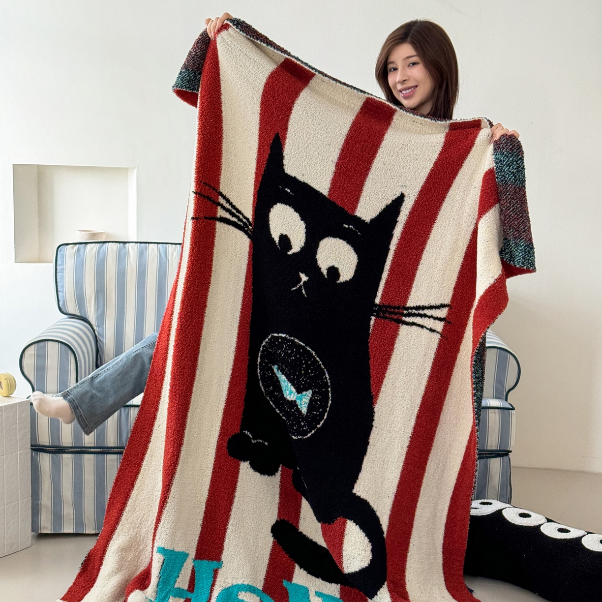 91家纺网 家纺一手货源 找家纺 （总）丹本家纺 2025新款设计师原创多功能针织半边绒毛毯午休毯盖毯加厚毯子