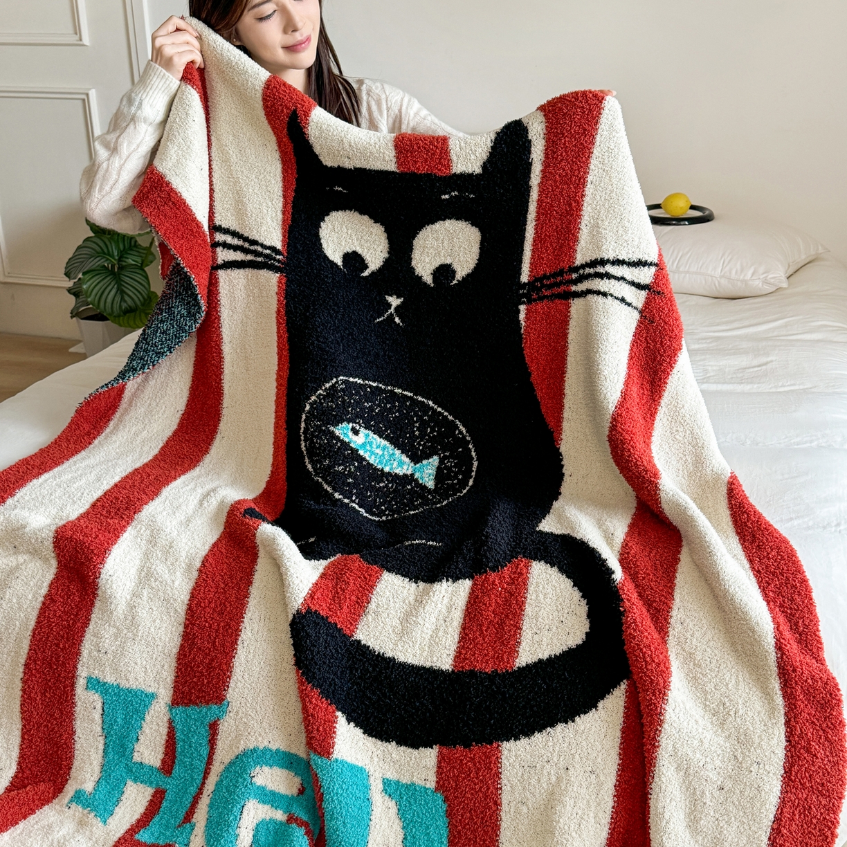 91家纺网 家纺一手货源 找家纺 丹本家纺 2025新款设计师原创多功能针织半边绒毛毯午休毯盖毯加厚毯子 你好猫先生