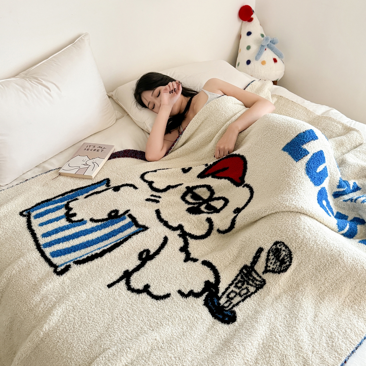 91家纺网 家纺一手货源 找家纺 丹本家纺 2025新款设计师原创多功能针织半边绒毛毯午休毯盖毯加厚毯子 幸运送餐狗