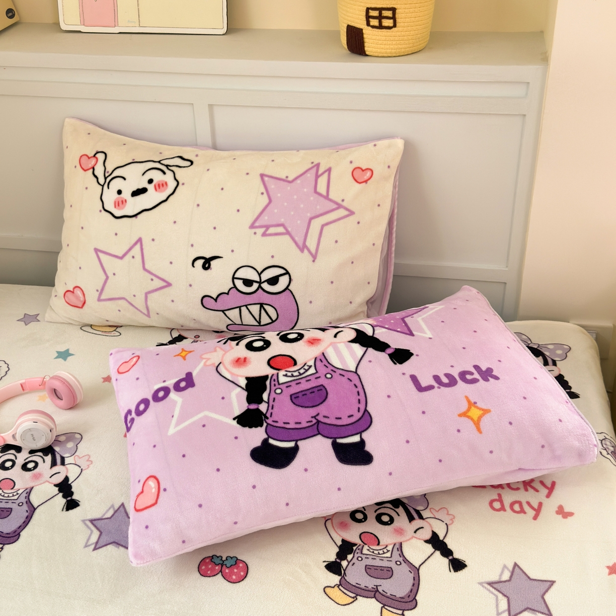 91家纺网 家纺一手货源 找家纺 一霖家纺 2025新款小清新牛奶绒毛巾绣四件套-第二波 甜品小新紫绒