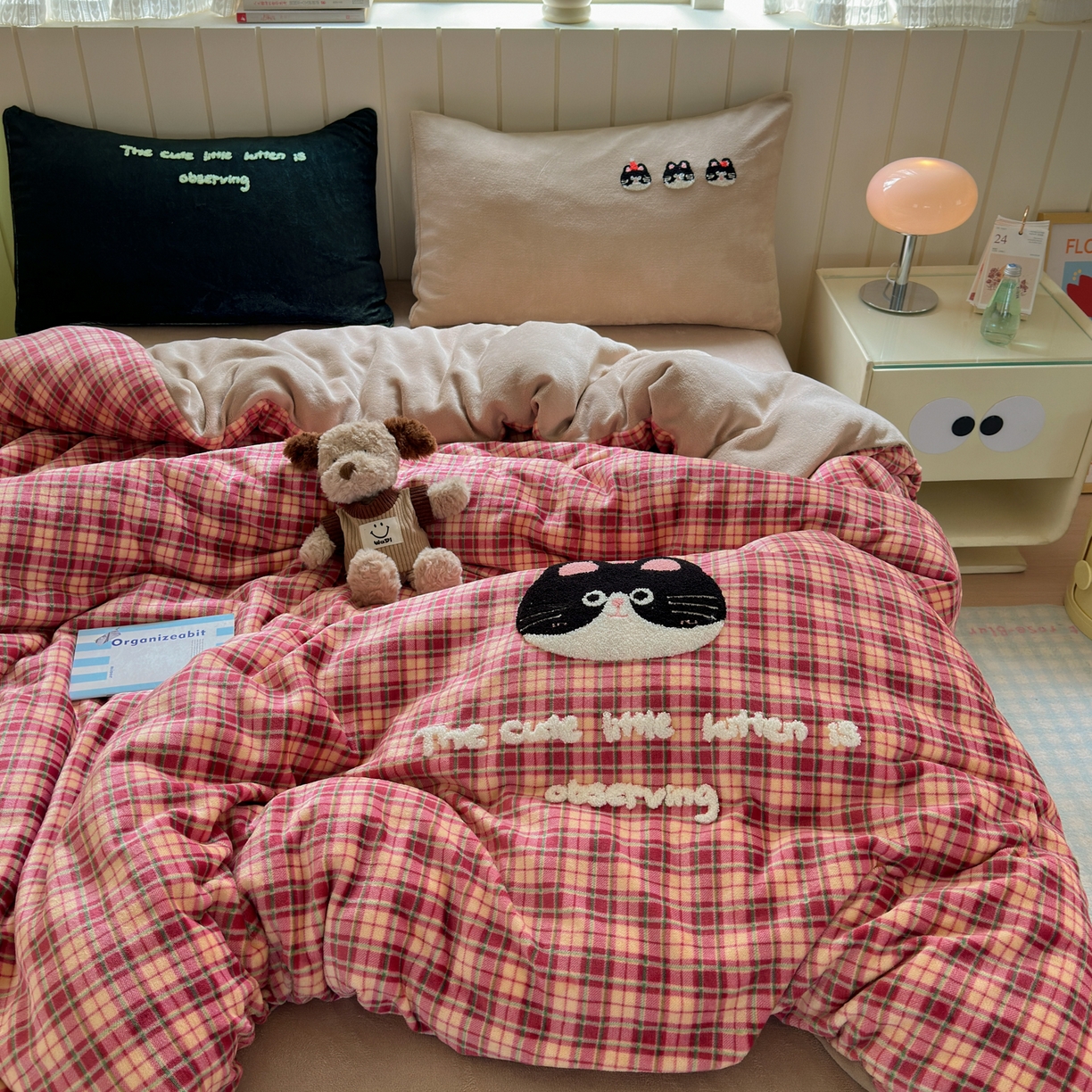 91家纺网 家纺一手货源 找家纺 一霖家纺 2025新款小清新牛奶绒毛巾绣四件套-第二波 大脸猫猫绒