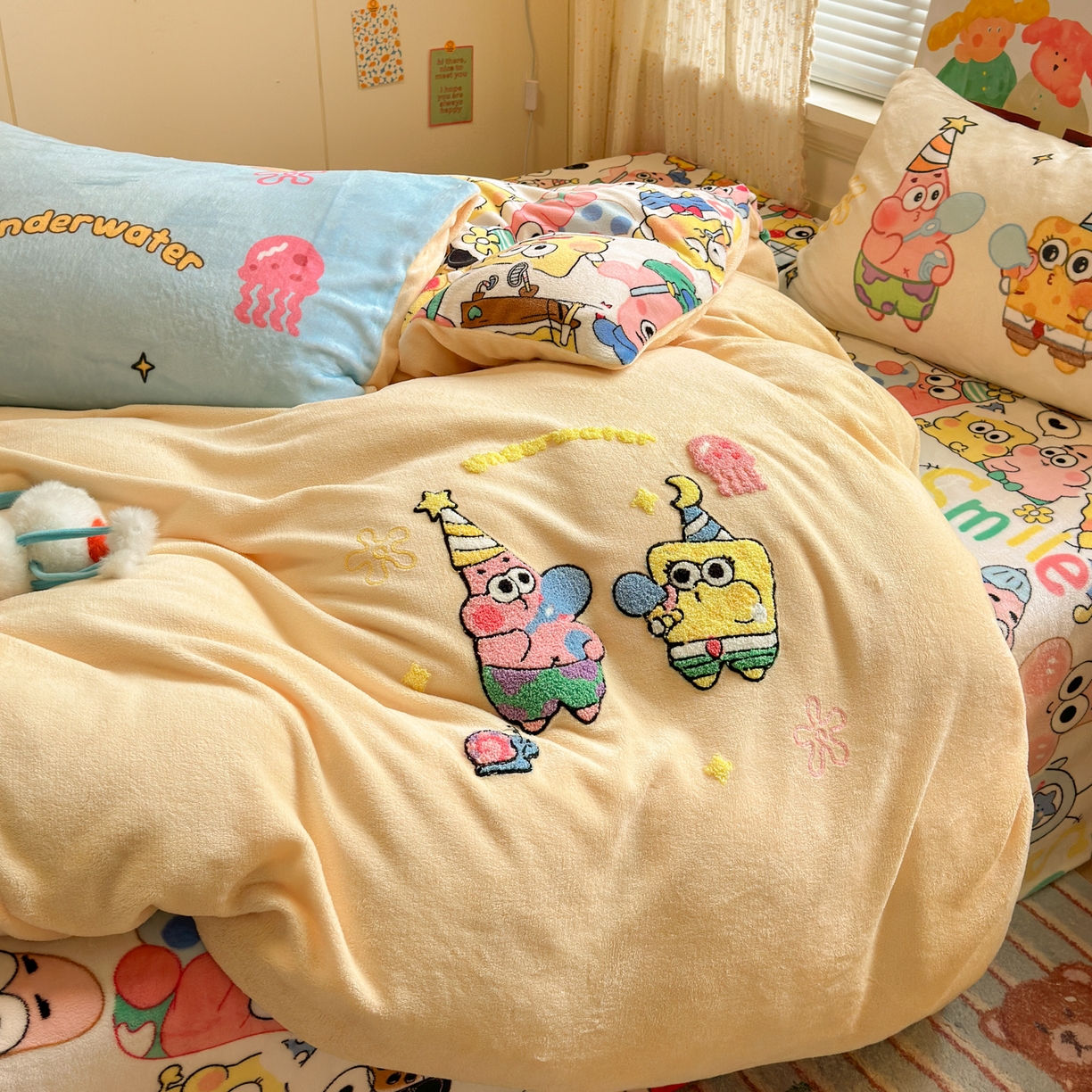 91家纺网 家纺一手货源 找家纺 一霖家纺 2025新款小清新牛奶绒毛巾绣四件套-第二波 吹泡泡黄色