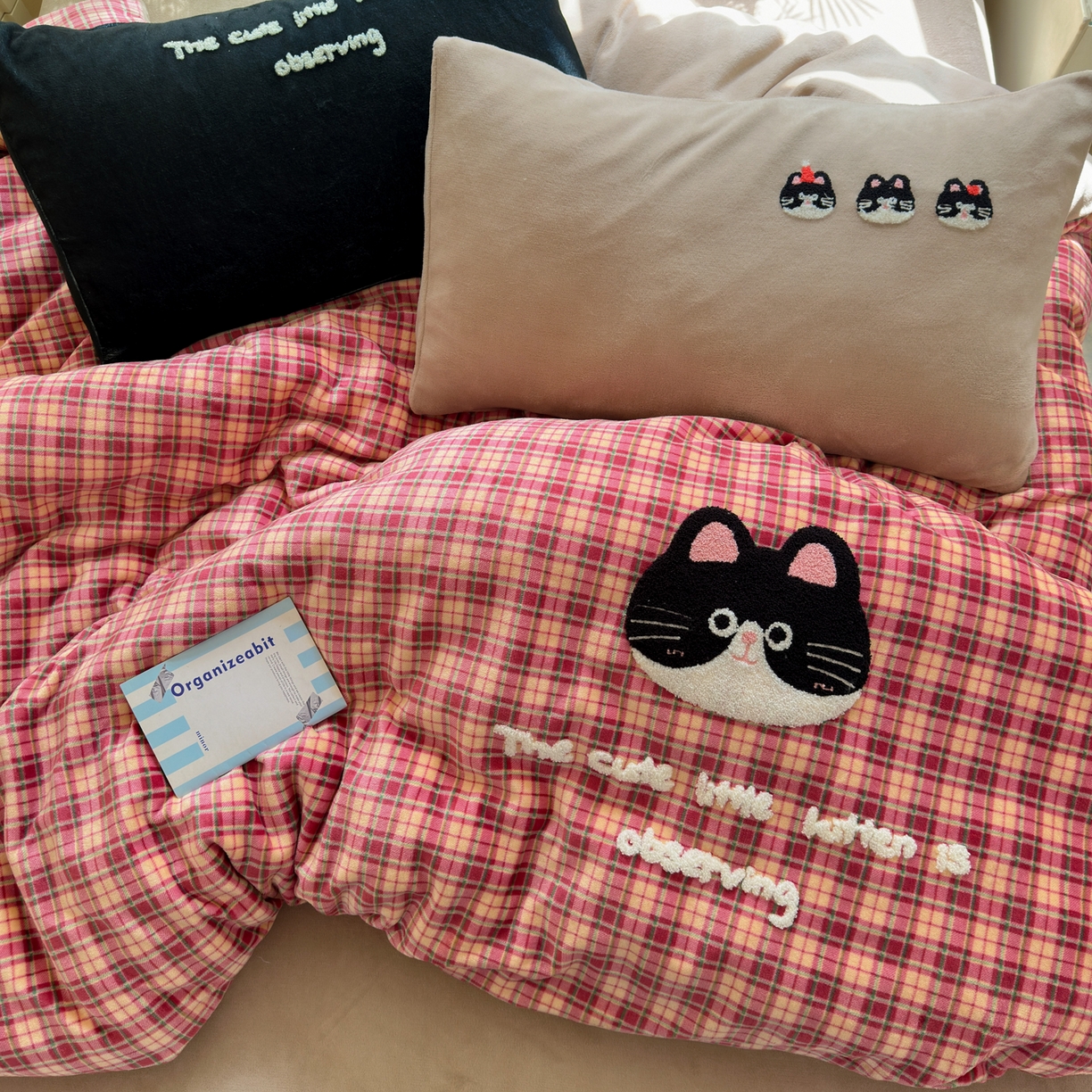 91家纺网 家纺一手货源 找家纺 一霖家纺 2025新款小清新牛奶绒毛巾绣四件套-第二波 大脸猫猫绒