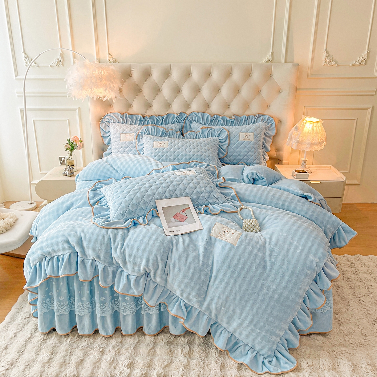 91家纺网 家纺一手货源 找家纺 （总）情恒家纺 2025新款立体泡泡牛奶绒夹棉床裙四件套系列-浅语光年