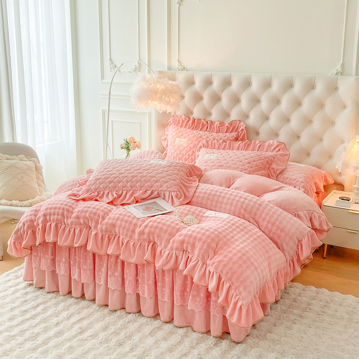 91家纺网 家纺一手货源 找家纺 情恒家纺 2025新款立体泡泡牛奶绒夹棉床裙四件套系列-浅语光年 浅语光年-香粉