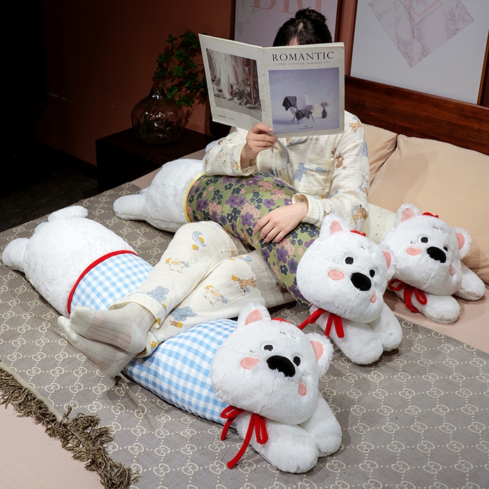 91家纺网 家纺一手货源 找家纺 仟亿莱 2025新款萌萌西高地长条睡觉抱枕 组合图仅供展示不可下单