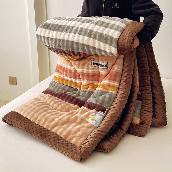 91家纺网 家纺一手货源 找家纺 （总）云家 2025直播热款兔兔绒豆豆被三层夹棉加厚毛毯毯子牛奶绒冬被泡泡兔毛绒保暖被子被芯