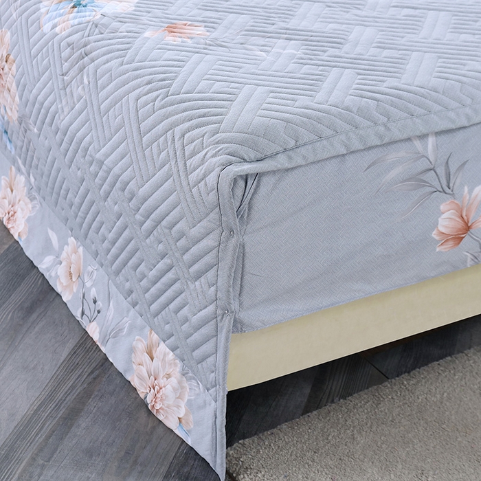 91家纺网 家纺一手货源 找家纺 OL家纺 2025新款13376全棉印花床盖四件套 花溪寻梦