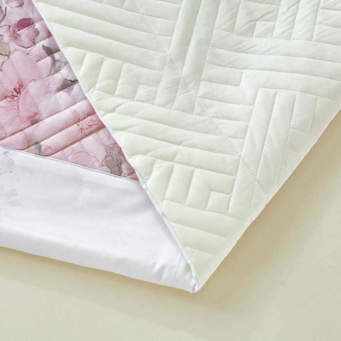 91家纺网 家纺一手货源 找家纺 OL家纺 2025新款13376全棉印花床盖三件套 落木静-红