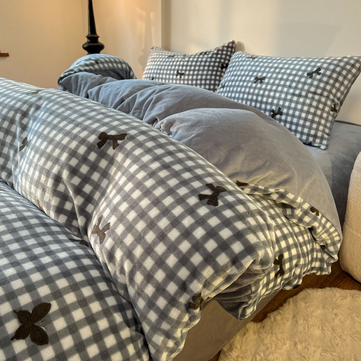 91家纺网 家纺一手货源 找家纺 （总）思诺羽床笠 2025新款加厚牛奶绒印花四件套