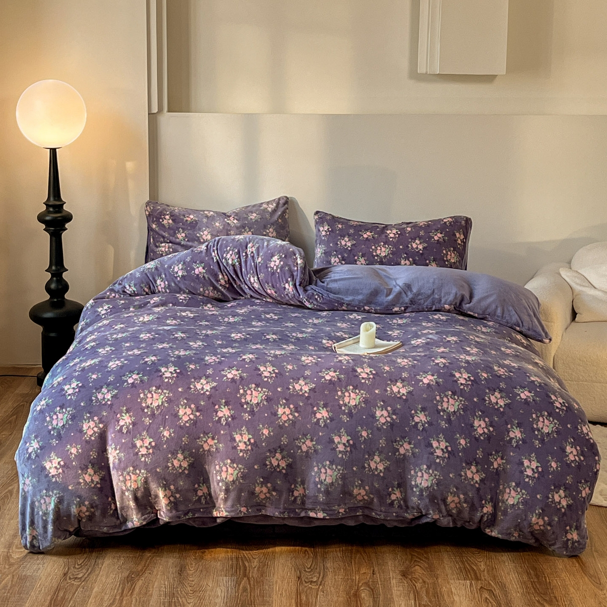 91家纺网 家纺一手货源 找家纺 思诺羽床笠 2025新款加厚牛奶绒印花四件套 紫韵