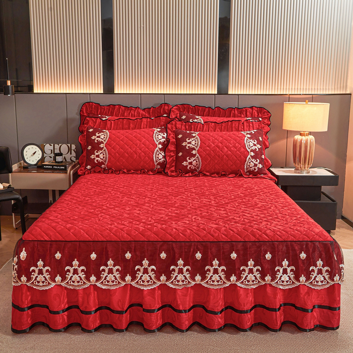 好儿喜家纺 2025新款柔暖天鹅绒夹棉床裙盛世年华系列床裙三件套 盛世年华-红