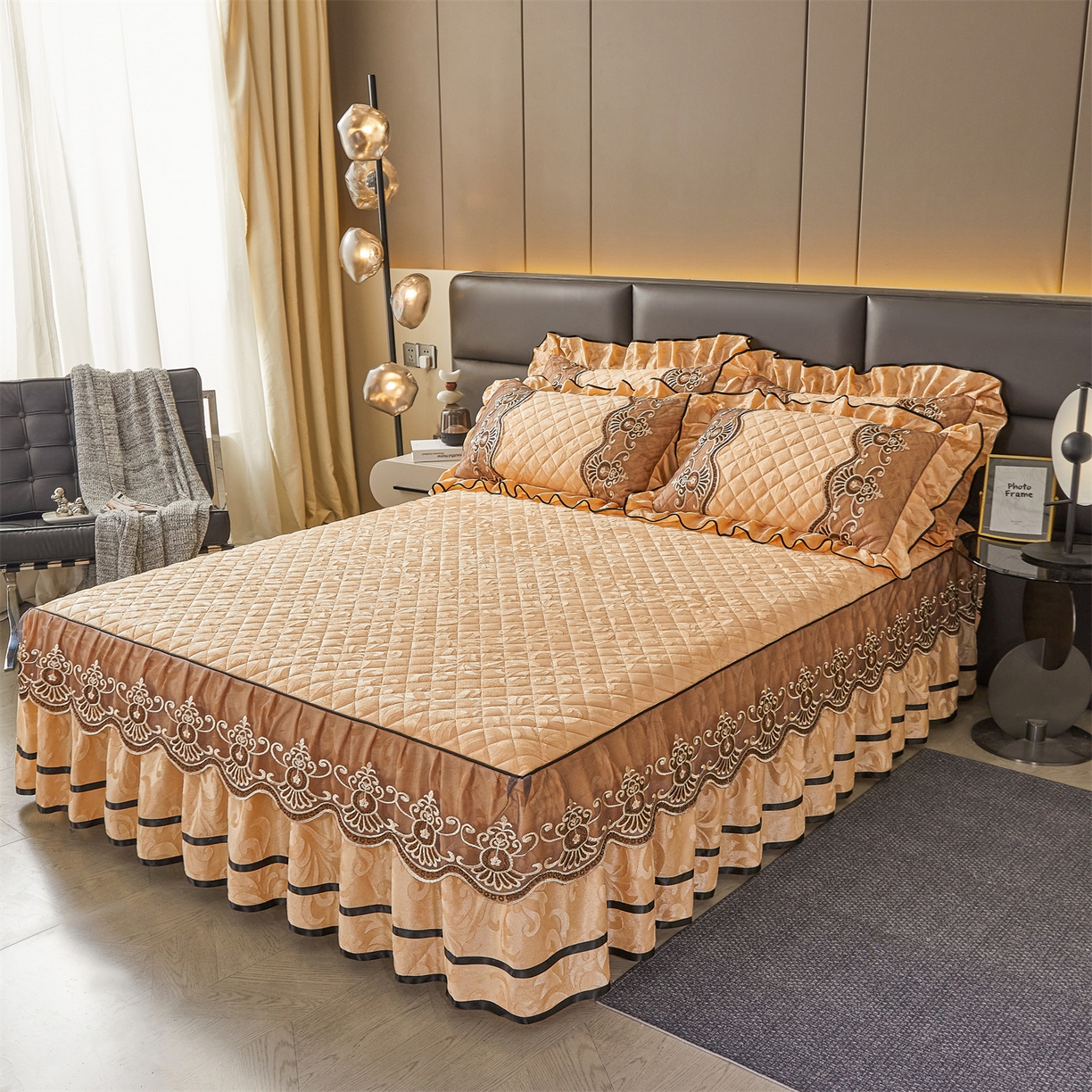 91家纺网 家纺一手货源 找家纺 （总）好儿喜家纺 2025新款柔暖天鹅绒夹棉床裙奥菲庄园系列床裙三件套