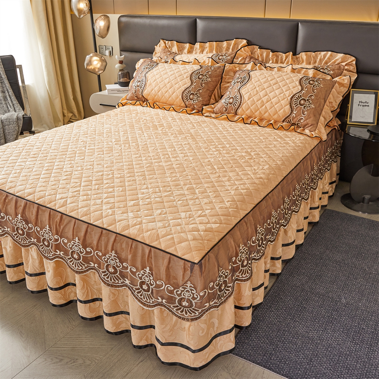 91家纺网 家纺一手货源 找家纺 （总）好儿喜家纺 2025新款柔暖天鹅绒夹棉床裙奥菲庄园系列床裙三件套