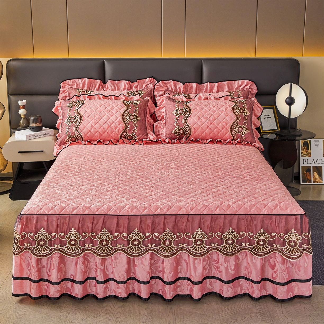 91家纺网 家纺一手货源 找家纺 （总）好儿喜家纺 2025新款柔暖天鹅绒夹棉床裙奥菲庄园系列床裙三件套