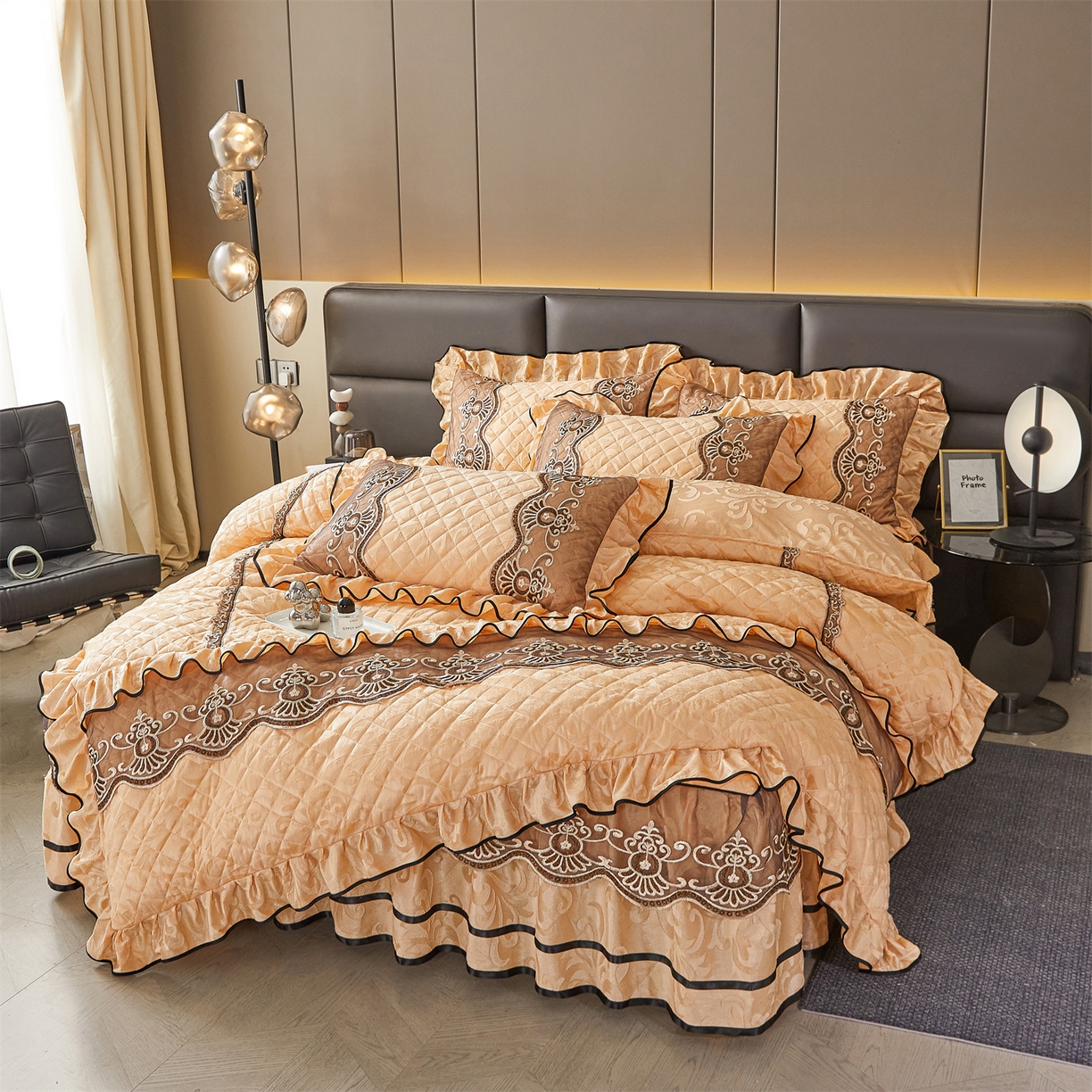 91家纺网 家纺一手货源 找家纺 （总）好儿喜家纺 2025新款柔暖天鹅绒夹棉床裙奥菲庄园系列四件套