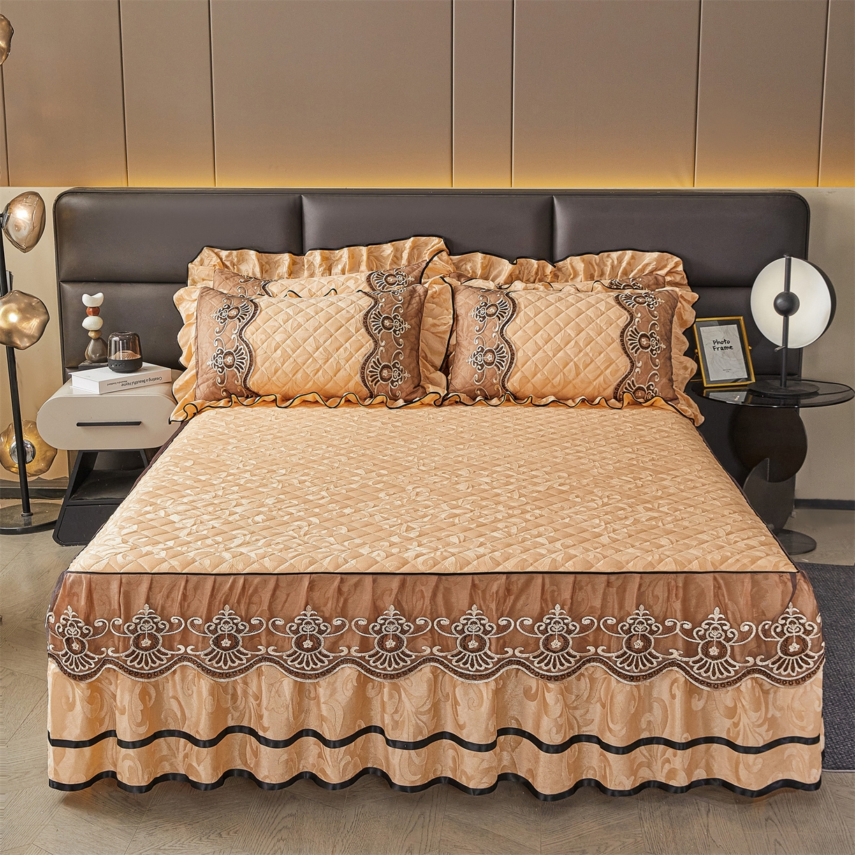 91家纺网 家纺一手货源 找家纺 （总）好儿喜家纺 2025新款柔暖天鹅绒夹棉床裙奥菲庄园系列四件套