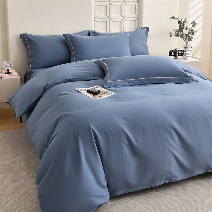 91家纺网 家纺一手货源 找家纺 宇彬家纺 2026直播热爆新款A类13374全棉母婴级一字绣宽边枕套被套纯色单被套贡缎新疆长绒匹马棉轻奢可定做 一字绣-宾利蓝