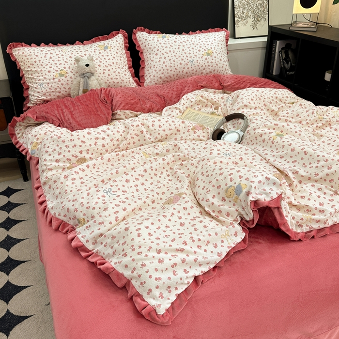 91家纺网 家纺一手货源 找家纺 一比一家纺 2025新款保暖舒适云感纱➕绒加绒四件套 曼塔玫瑰