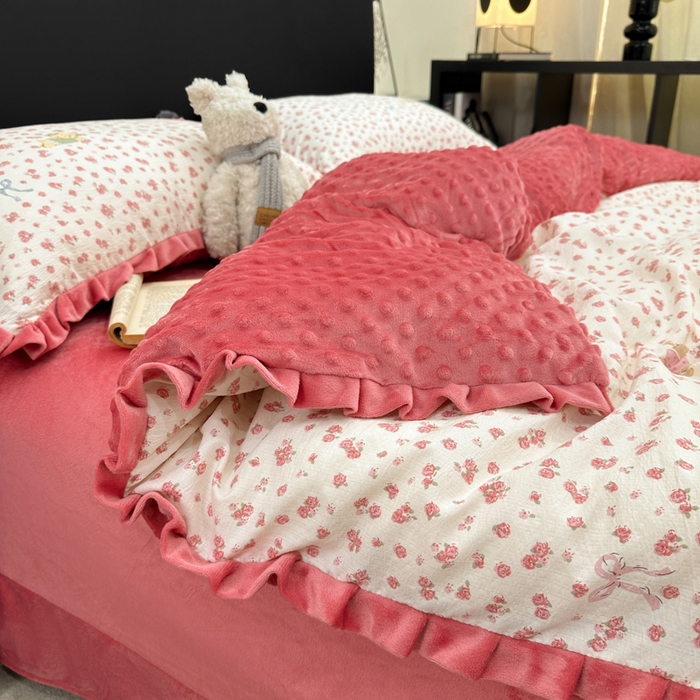 91家纺网 家纺一手货源 找家纺 一比一家纺 2025新款保暖舒适云感纱➕绒加绒四件套 曼塔玫瑰
