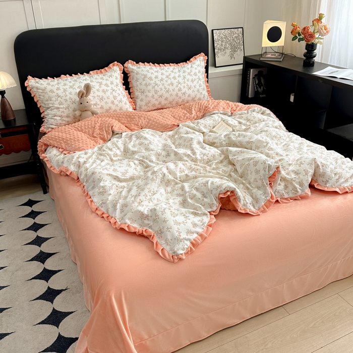 91家纺网 家纺一手货源 找家纺 一比一家纺 2025新款保暖舒适云感纱➕绒加绒四件套 闲趣花开