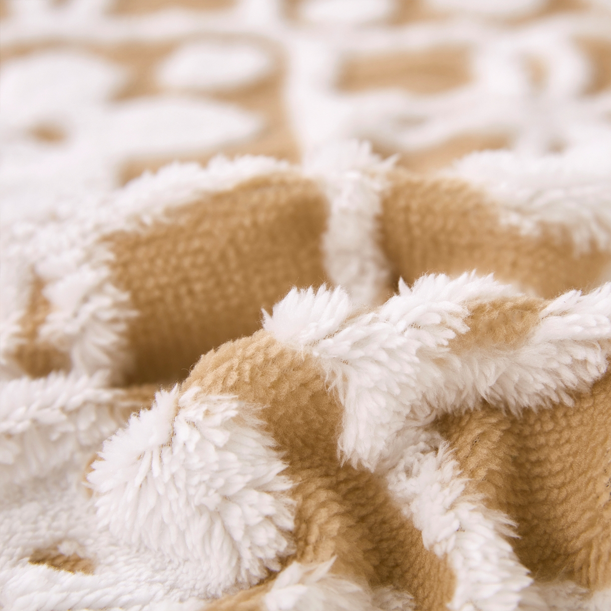 91家纺网 家纺一手货源 找家纺 云玲时尚 2025新款阳离子塔芙绒床笠 山茶卡其