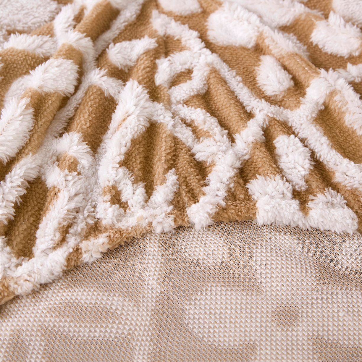 91家纺网 家纺一手货源 找家纺 云玲时尚 2025新款阳离子塔芙绒床笠 山茶卡其