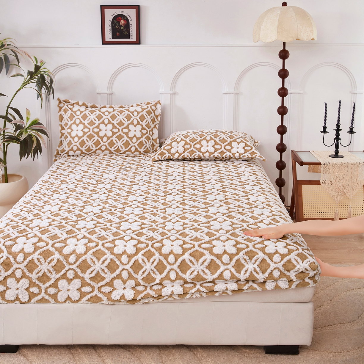 91家纺网 家纺一手货源 找家纺 云玲时尚 2025新款阳离子塔芙绒床笠 山茶卡其