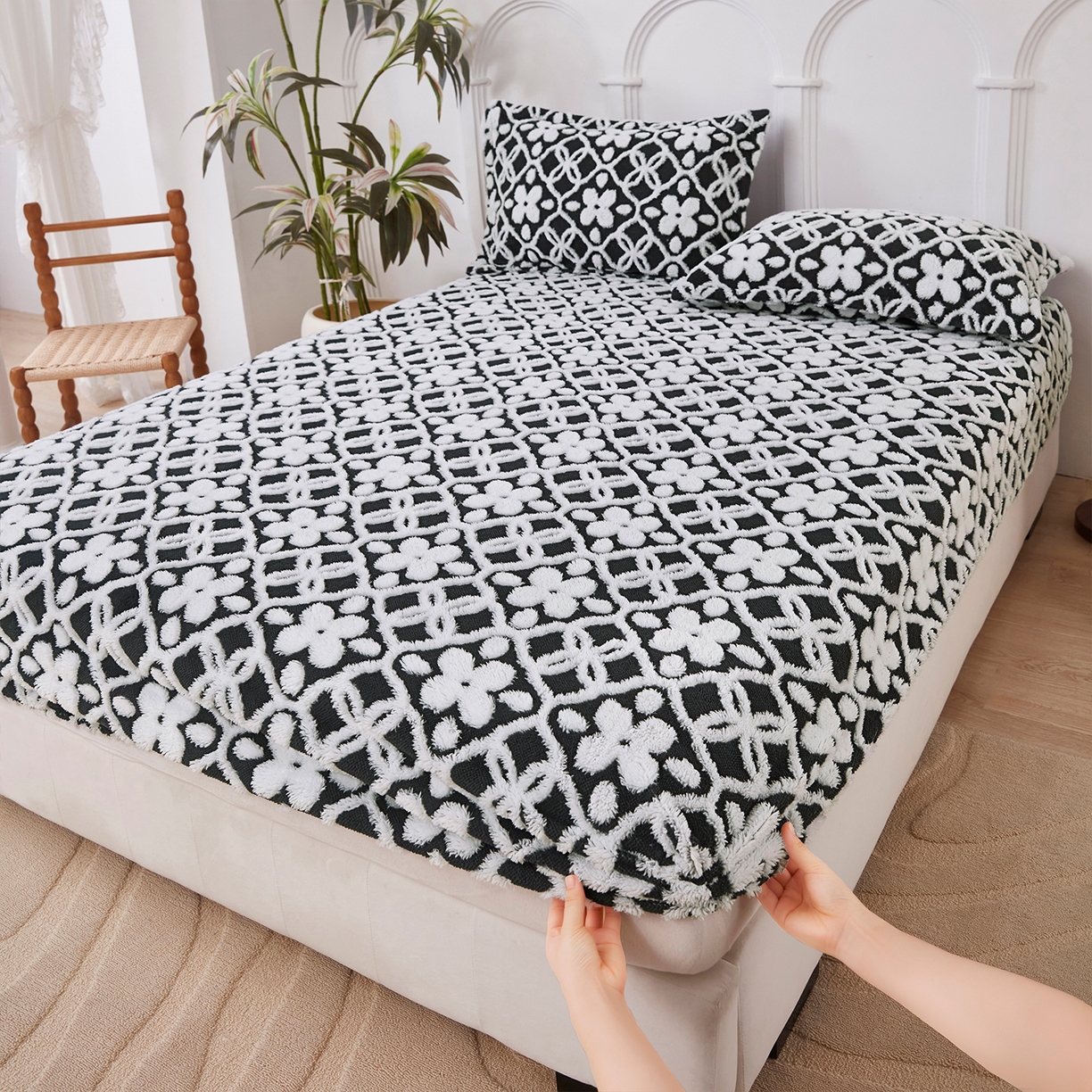 云玲时尚 2025新款阳离子塔芙绒床笠 山茶黑