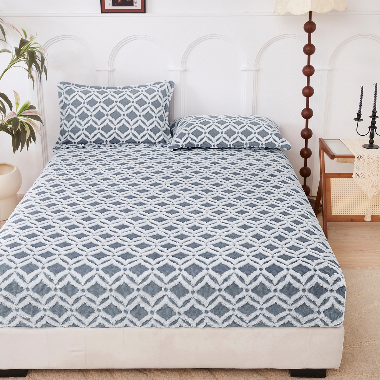 91家纺网 家纺一手货源 找家纺 云玲时尚 2025新款阳离子塔芙绒床笠 菱格灰