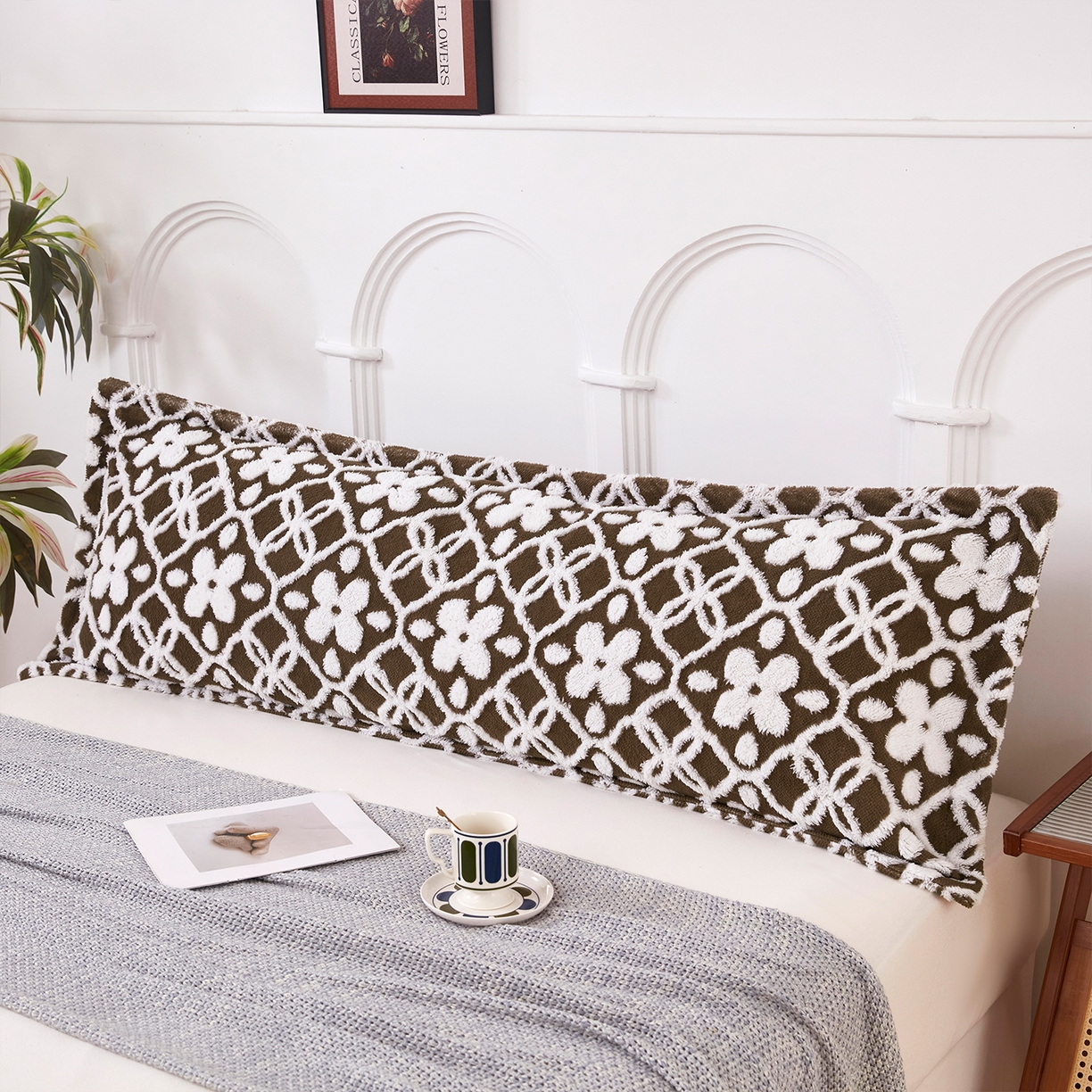 云玲时尚 2025新款阳离子塔芙绒双人枕套 山茶深咖